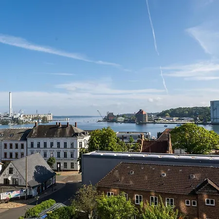 Urbanes Wohnen Mit Foerdeblick